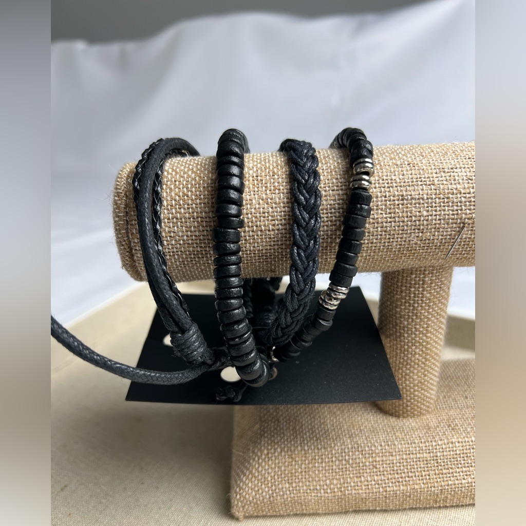 HM Bracelet Bundle 11$